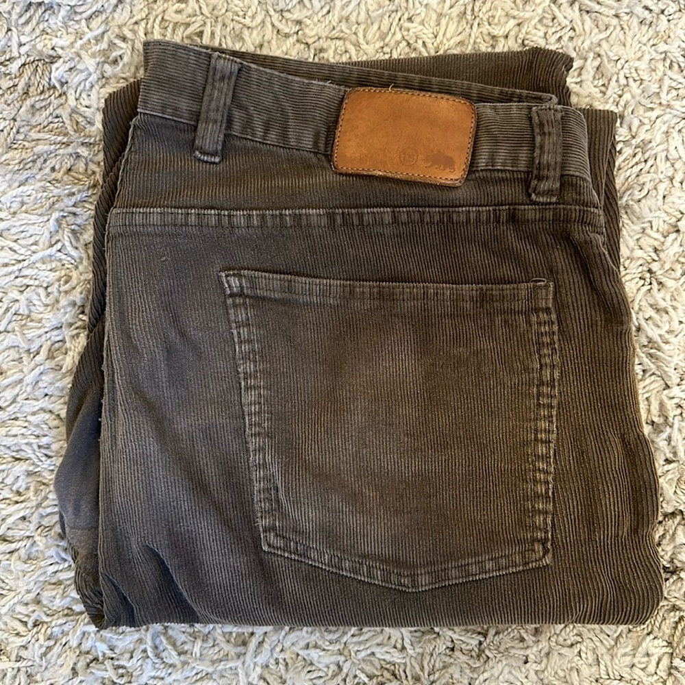 Taylor Stitch Democratic Corduroy Size 36 (brown)